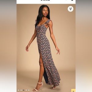 NWT Lulu’s navy dress size small